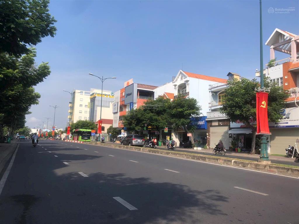 Mặt tiền võ văn hát quận 9 hsxd cao