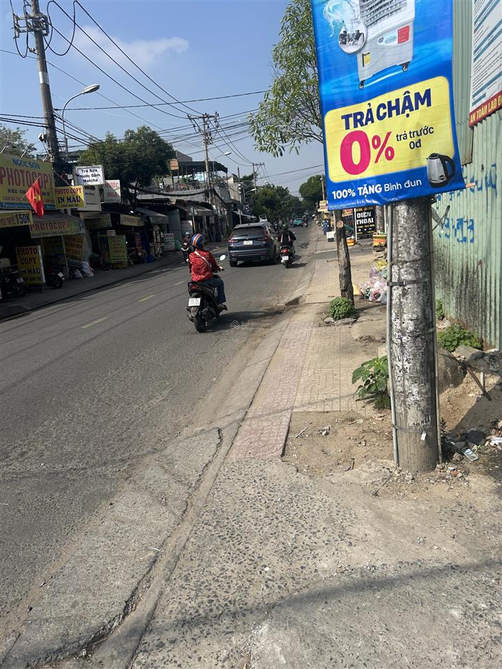 Cần bán nhanh nhà mặt tiền đ102 gần trường chợ