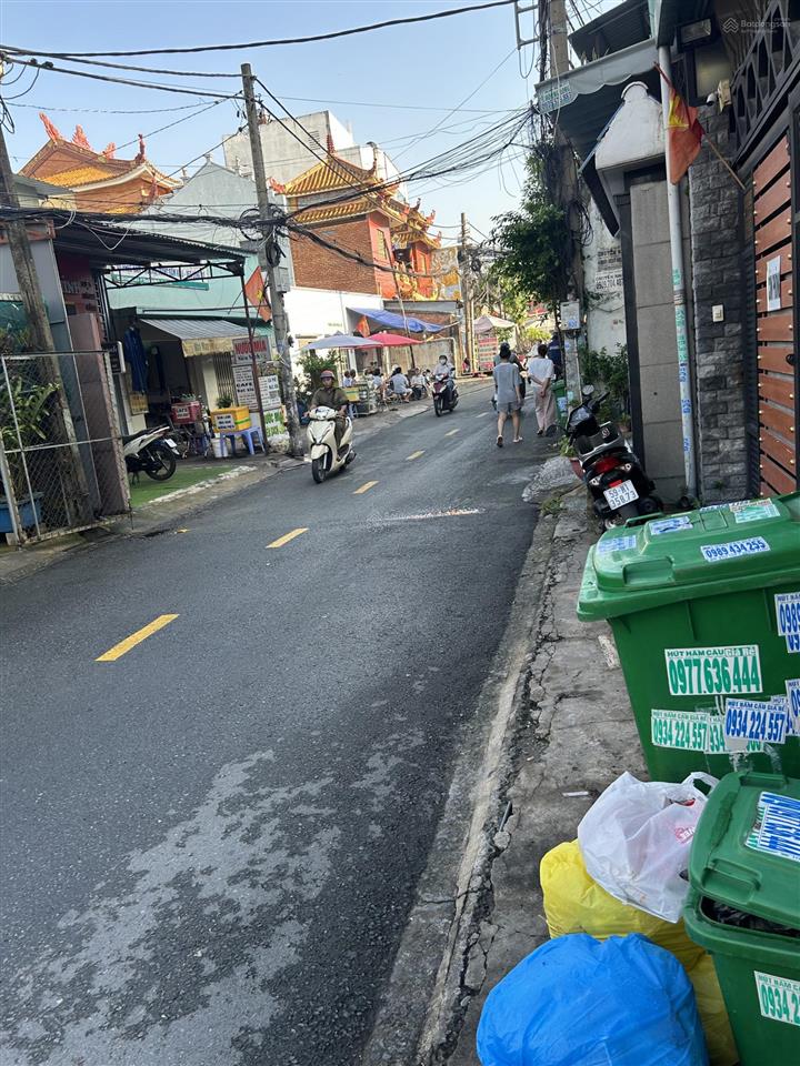 Mặt tiền đường số 8 tăng nhơn phú b quận 9