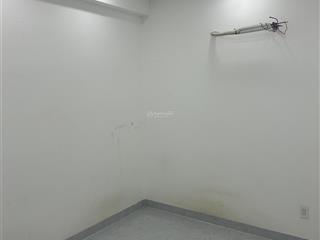 Bán nhà mặt tiền đường 102 lã xuân oai quận 9