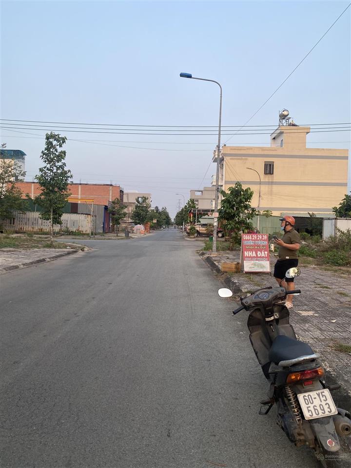 Chốt nhanh lô 92.5m2 đường n7 hướng bắc gần ql51 trục chính dân đông trong kdc an thuận long thành