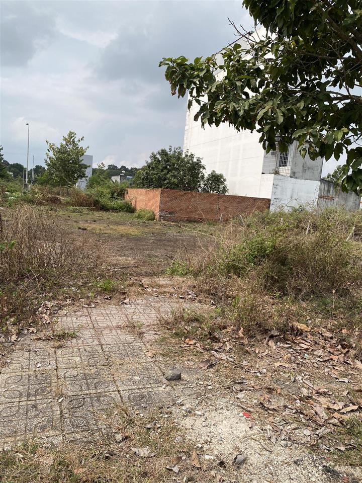 Bán lô 105m2 đường n4 rộng 17m điện âm, nước máy, gần phía ql51 trong kdc an thuận long thành