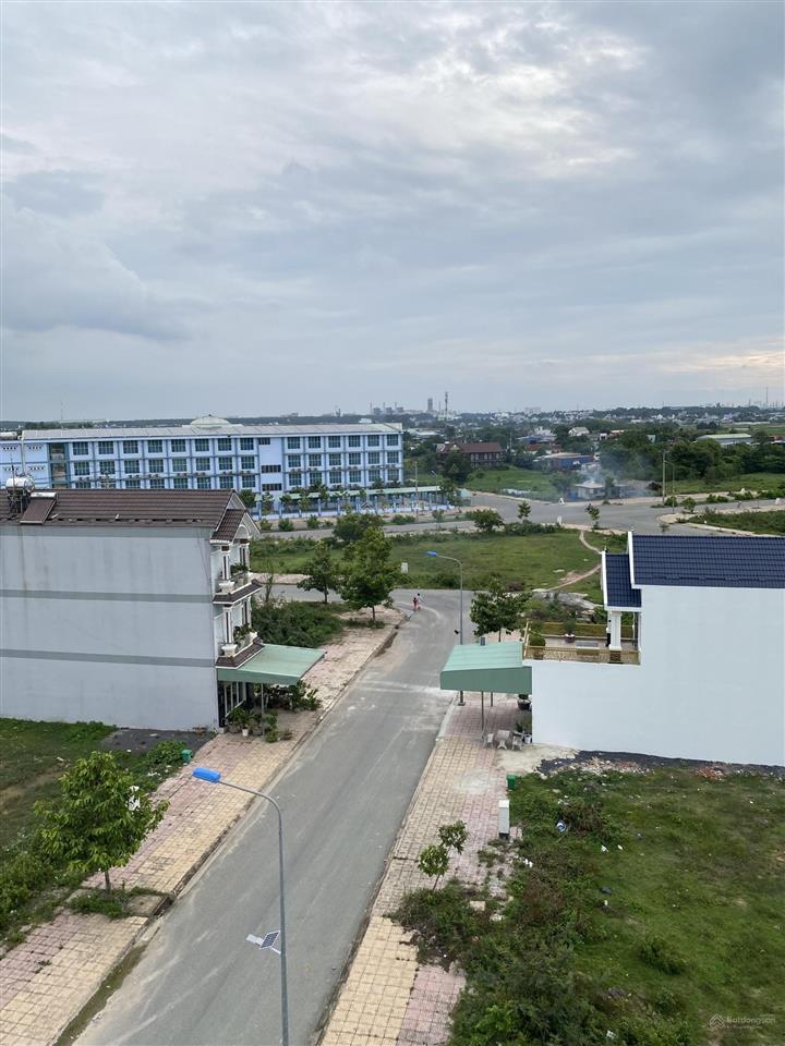 Chính chủ gửi bán nhanh lô 92.5m2 hướng đn không trụ điện không nắp cống đường n9 kdc an thuận