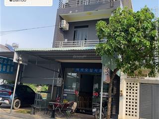 Do gia đình chuyển sang nước ngoài định cư, cần cho thuê nhà 3 tầng trong kdc an thuận long thành