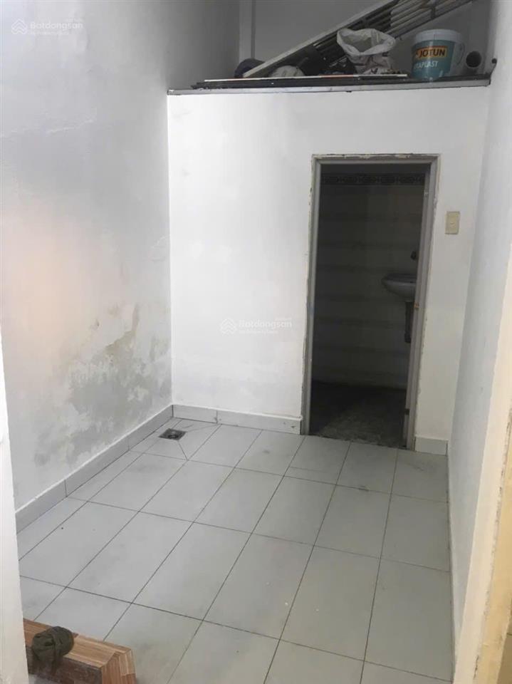 Bán nhà hẻm xe hơi đường 28  2 lầu  5 phòng ngủ  giá cực tốt