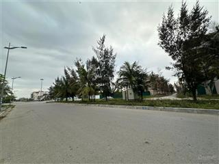 Đất du lịch flc sầm sơn  108m²  gần quảng trường sun  giá cắt lỗ