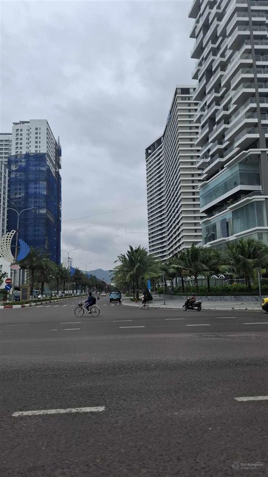 Bán đất 3 mặt vị trí víp đường võ thị yến dt 658m2 cách biển 200m