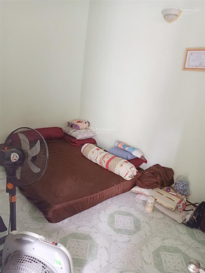 Nhà 3 tầng yên tĩnh gần chợ phú nhuận, trường các cấp dọn vào ở ngay, 2pn 2wc, 14tr/tháng