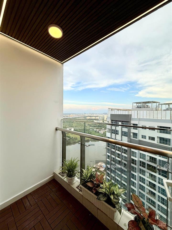 Cần đẩy cho thuê gấp căn 3pn view sông giá tốt tại vinhomes,  0902 929 ***