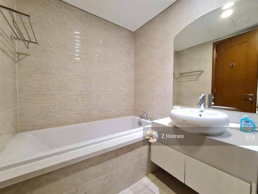 Cho thuê 2pn gần landmark 81 giá chỉ 24 triệu/tháng, full nội thất đẹp, view thoáng.  0902 929 ***