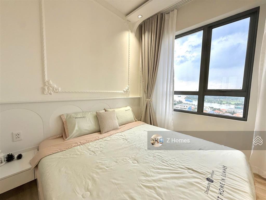 Chính chủ gửi thuê 3pn mas thảo điền full nt view trực diện sông cực đẹp giá tốt  0902 929 ***