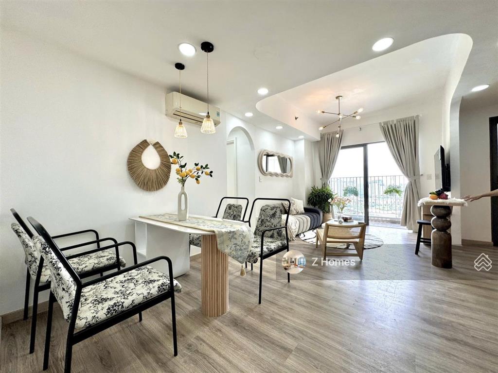 Chủ nhà cần đẩy cho thuê nhanh căn 2pn nội thất cực xuất sắc, view thành phố giá tốt  ngay