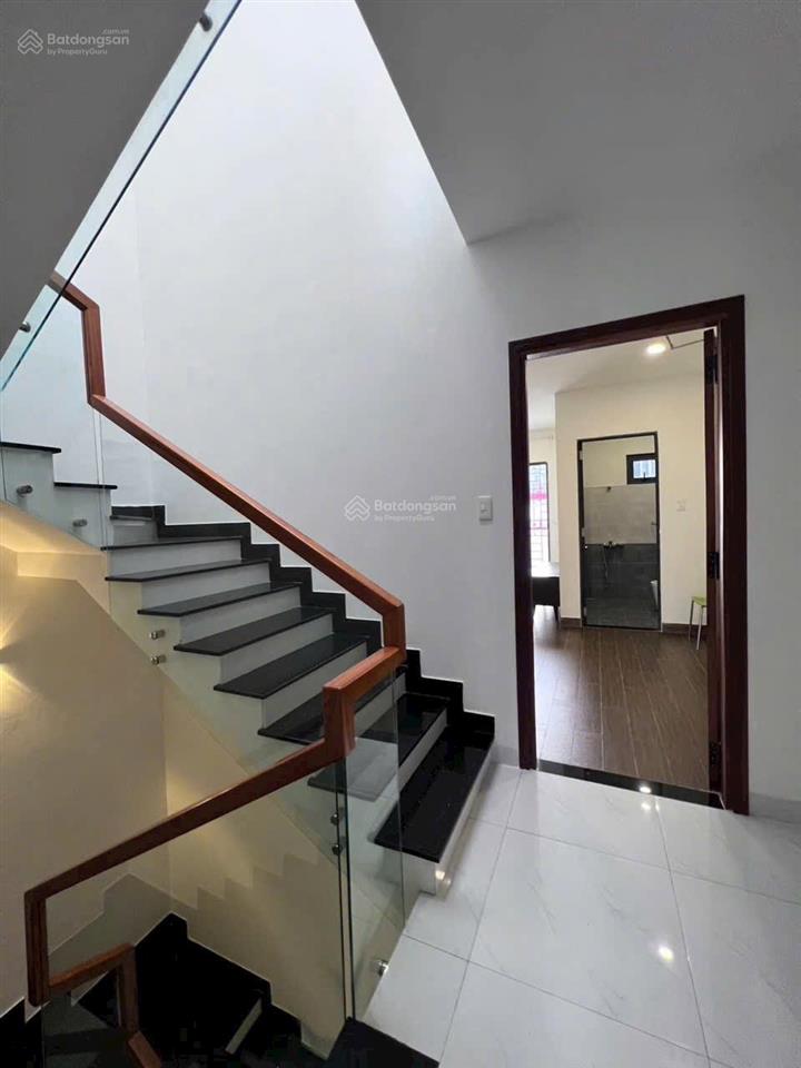 Bán nhà 1 trệt 2 tầng 1 tum thiết kế kiểu căn hộ khu đô thị hà quang 1 cho thuê tốt giá chỉ 7 tỷ 9.