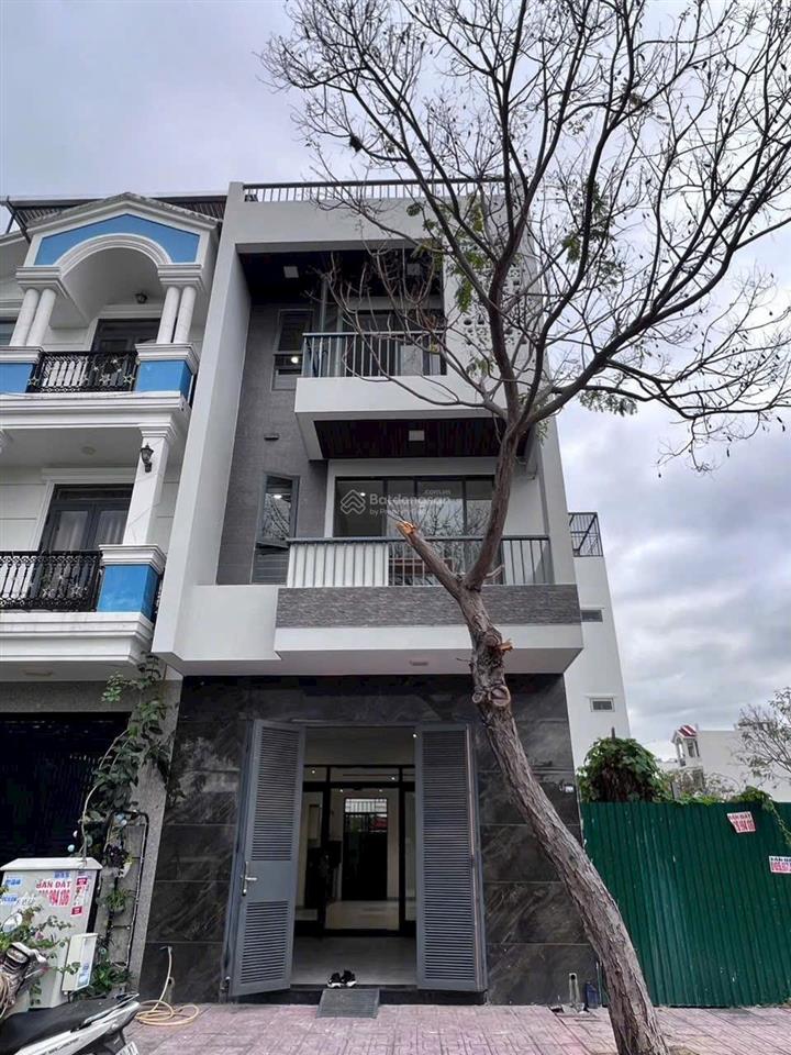 Bán nhà 1 trệt 2 tầng 1 tum thiết kế kiểu căn hộ khu đô thị hà quang 1 cho thuê tốt giá chỉ 7 tỷ 9.