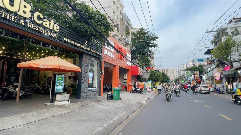 Mặt tiền thạch lam 9x26m, nhà 1 lầu sẵn hđ cho tgdđ thuê 60tr/th  đoạn đẹp, sung, sầm uất nhất