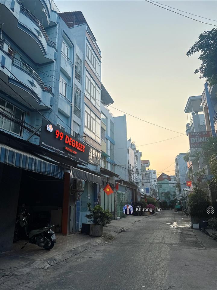 Giảm giá bán gấp nhà hẻm rộng 8m có lề đường luỹ bán bích 8x20m vuông, đúc 4 tầng btct (600m2 sàn)