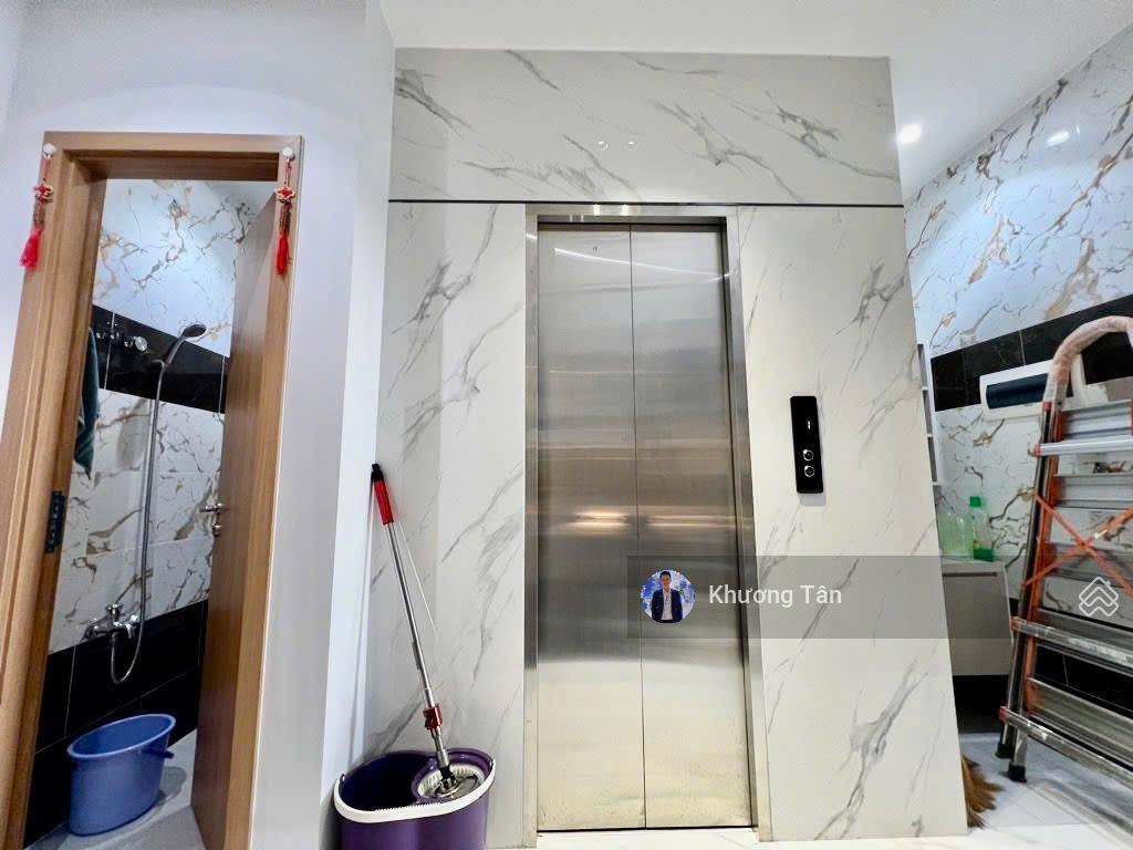 Hẻm 8m nguyễn sơn 6x17m trệt 3 lầu st thang máy mới đẹp. vị trí ngay thoại ngọc hầu  luỹ bán bích