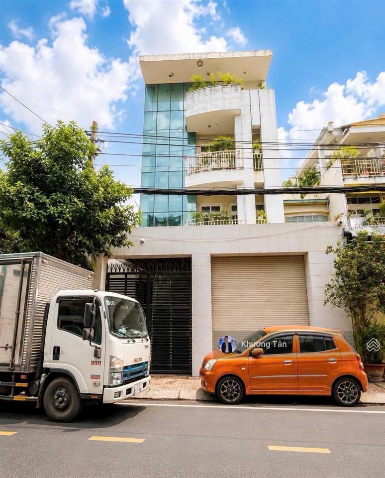 Mặt tiền nguyễn háo vĩnh 8x26m vuông, nhà 4 tầng khai thác ngay. vị trí đẹp gần gò dầutân sơn nhì