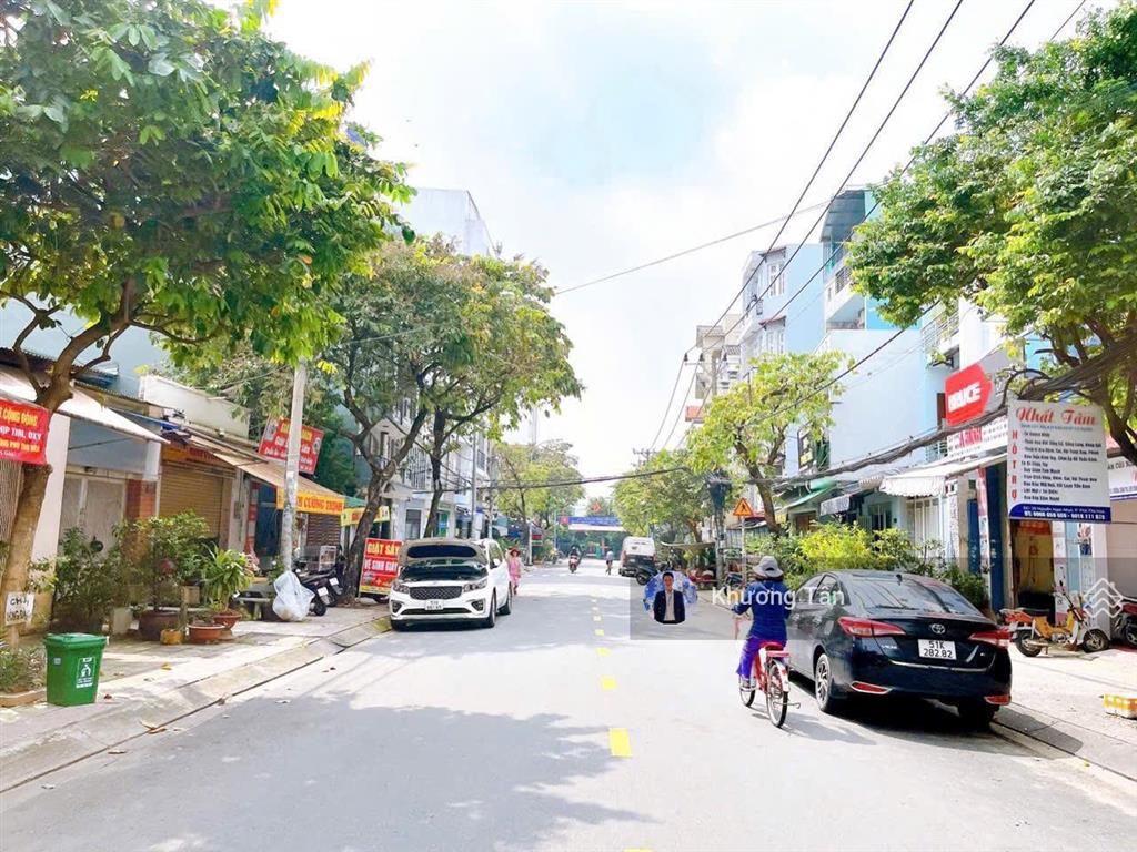Mặt tiền nguyễn háo vĩnh 8x26m vuông, nhà 4 tầng khai thác ngay. vị trí đẹp gần gò dầutân sơn nhì