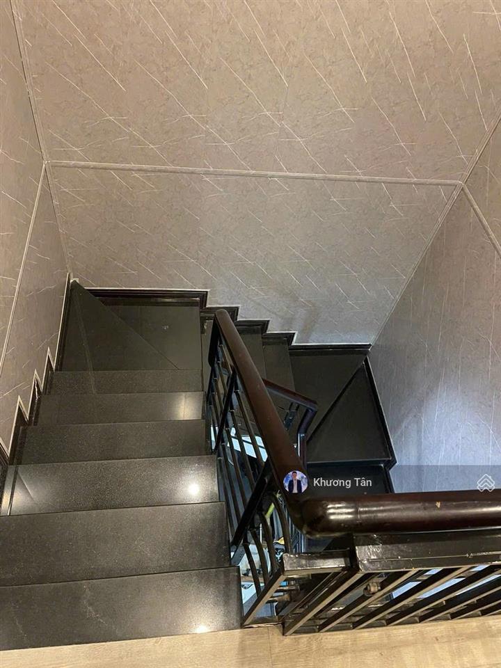 Chính chủ gửi bán nhà villa thoại ngọc hầu 7,6x18m nhà 2t, đoạn đẹp ngay nguyễn sơn  lũy bán bích