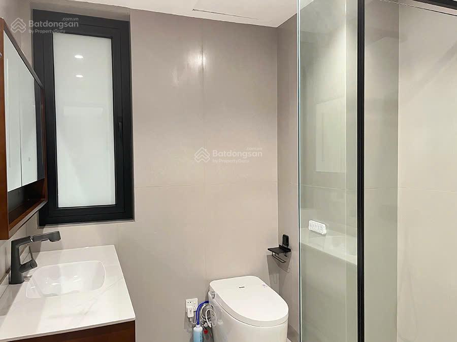 Bán căn hộ 182m2 tòa p ciputra, nhà đẹp, view sân golf, đầy đủ nội thất
