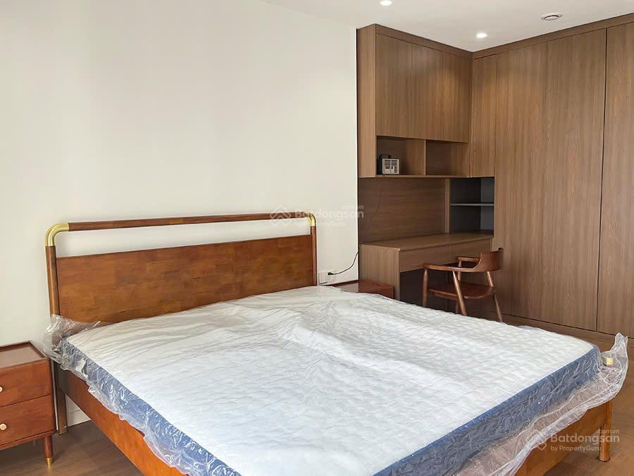 Bán căn hộ 182m2 tòa p ciputra, nhà đẹp, view sân golf, đầy đủ nội thất