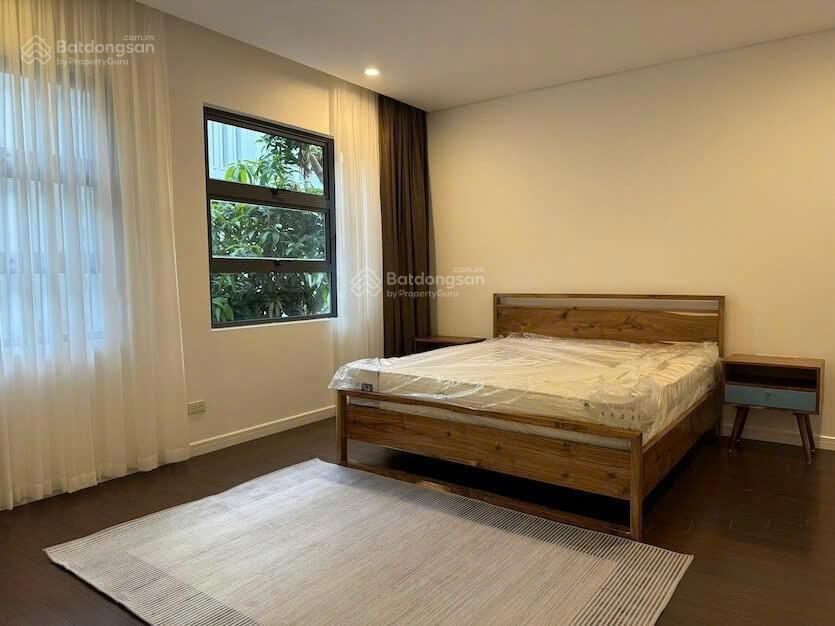 Cho thuê biệt thự siêu đẹp giá tốt tại khu c ciputra