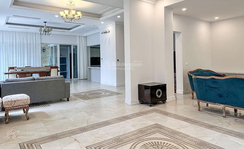 Cho thuê biệt thự góc dãy t ciputra, nhà đẹp, đầy đủ nội thất