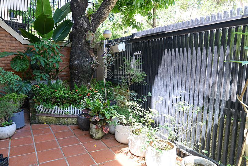 Cho thuê villa ciputra khu t, gần công viên, 3 tầng, 5 phòng ngủ