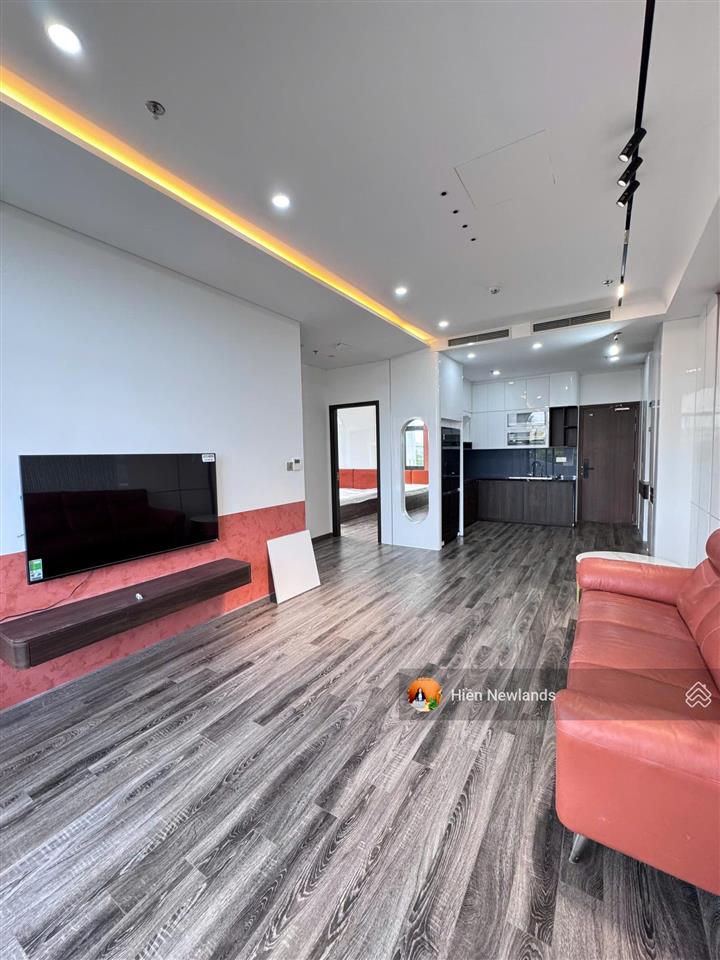 Cho thuê căn hộ cao cấp rộng 90m², 2pn, 2wc mặt tiền đường ngay tòa fpt complex đà nẵng
