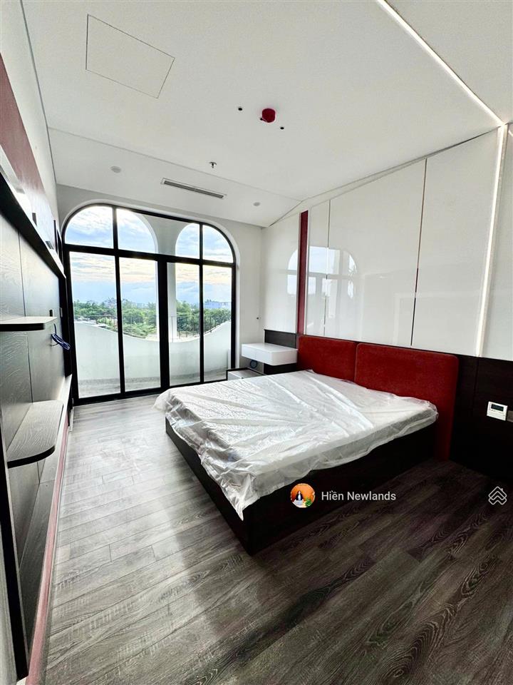 Cho thuê căn hộ cao cấp rộng 90m², 2pn, 2wc mặt tiền đường ngay tòa fpt complex đà nẵng