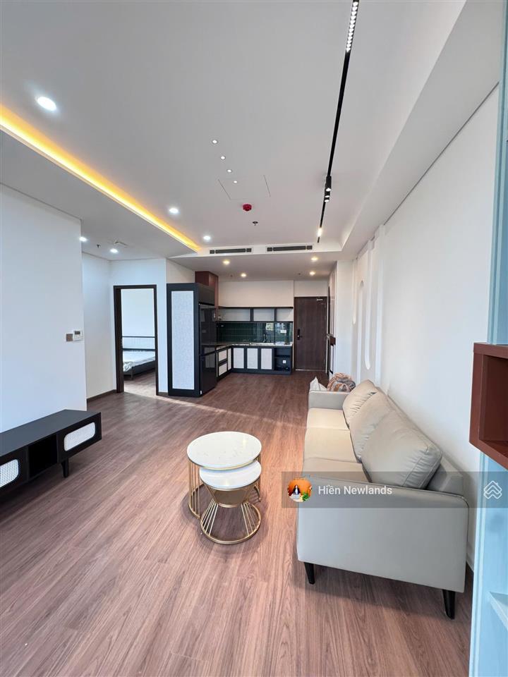 Cho thuê căn hộ cao cấp rộng 90m², 2pn, 2wc mặt tiền đường ngay tòa fpt complex đà nẵng