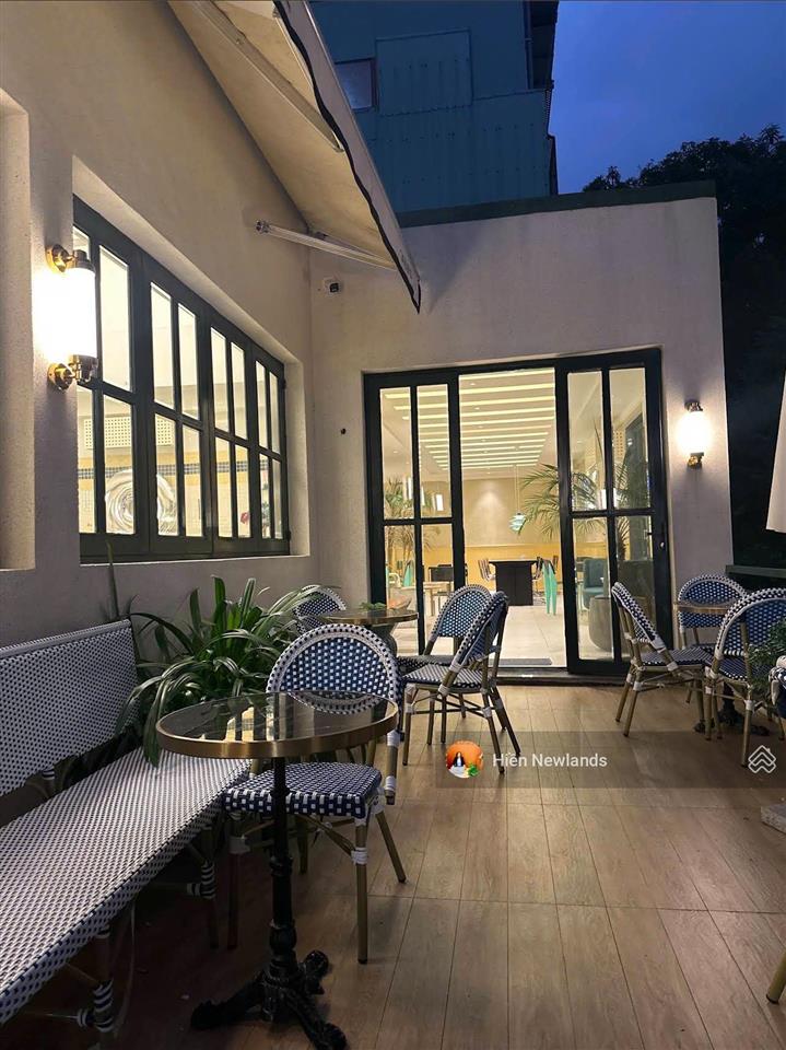 Cho thuê nhà mặt tiền kinh doanh đường trần phú gần chợ hàn (10x20) 200m đất  400m2 sàn vị trí đẹp