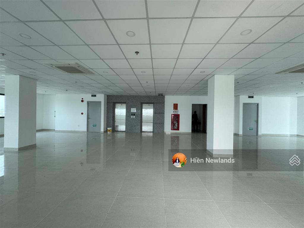 Cho thuê tòa vp hầm + 7 tầng rộng 2.066m2  góc 2 mặt tiền đường 10,5m khu hòa xuân ngũ hành sơn