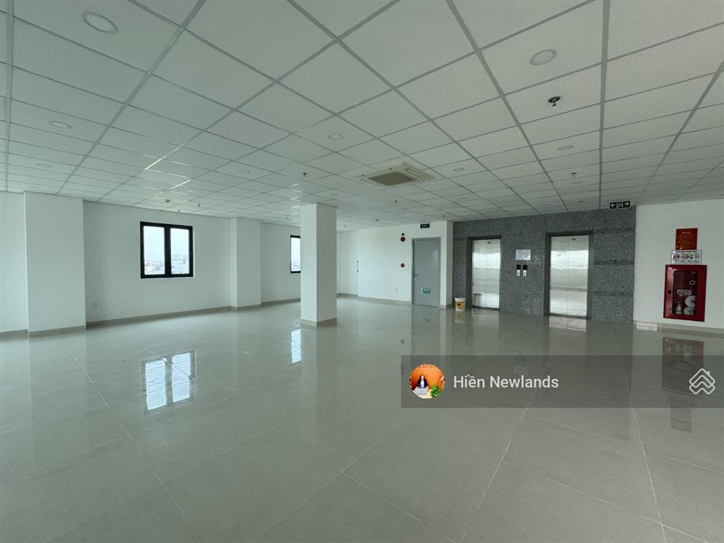 Cho thuê tòa vp hầm + 7 tầng rộng 2.066m2  góc 2 mặt tiền đường 10,5m khu hòa xuân ngũ hành sơn