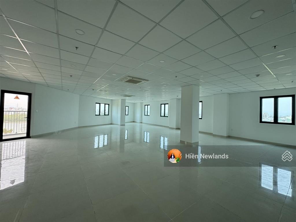 Cho thuê tòa vp hầm + 7 tầng rộng 2.066m2  góc 2 mặt tiền đường 10,5m khu hòa xuân ngũ hành sơn
