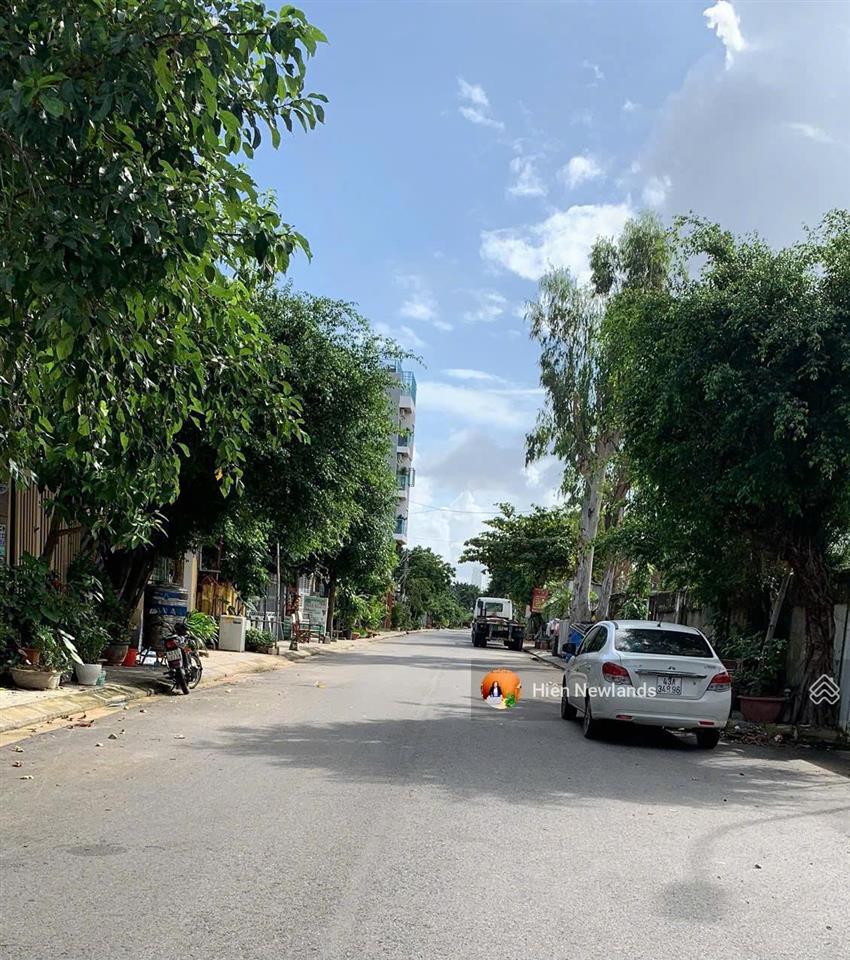 Bán 104m đất mt đường 7m5 phó đức chính ngang 8,3m gần vương thừa vũ, sơn trà, đà nẵng chỉ 10,8 tỷ
