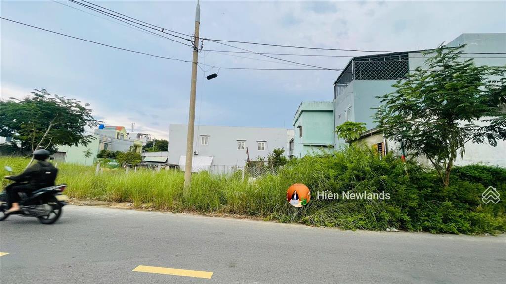 Bán rẻ 110m đất mặt tiền đường phan tòng trục thông sông và biển khu biển tân trà đà nẵng