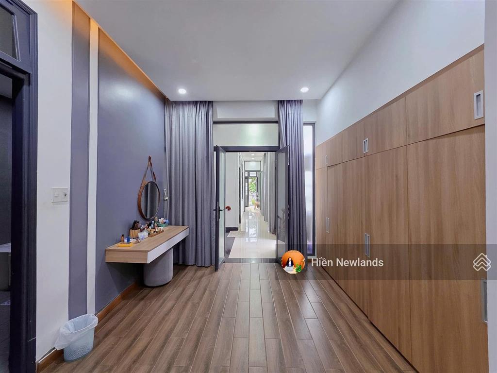 Bán nhà 3 tầng 2 mặt tiền đường an trung 1 gần cầu rồng  dt 124m2 (6,3 x 20) gần sông hàn siêu đẹp