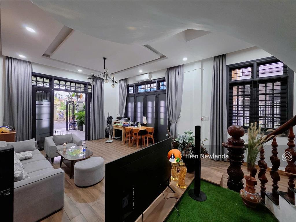 Bán nhà 3 tầng 2 mặt tiền đường an trung 1 gần cầu rồng  dt 124m2 (6,3 x 20) gần sông hàn siêu đẹp