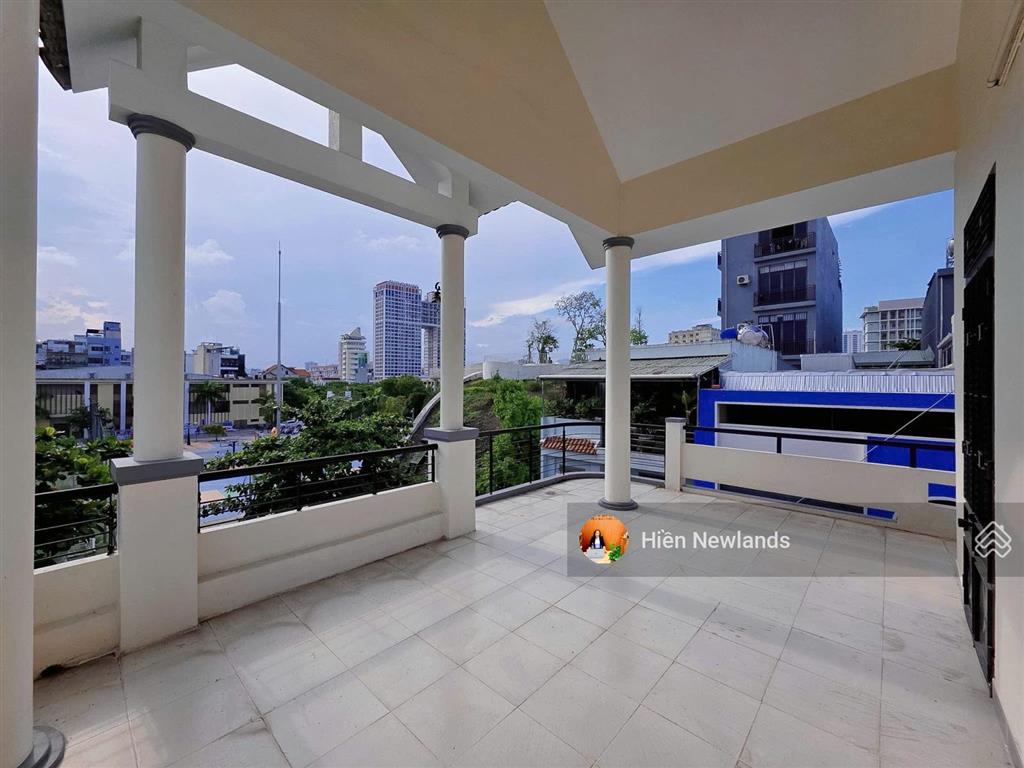 Bán nhà 3 tầng 2 mặt tiền đường an trung 1 gần cầu rồng  dt 124m2 (6,3 x 20) gần sông hàn siêu đẹp