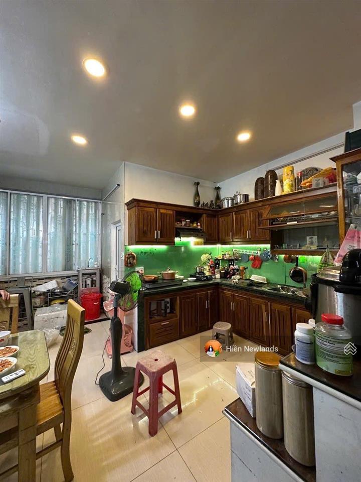 Bán 200m đất + 2 nhà 3 tầng mặt tiền đường nguyễn sáng sát nguyễn huy chương gần biển ngang 10m