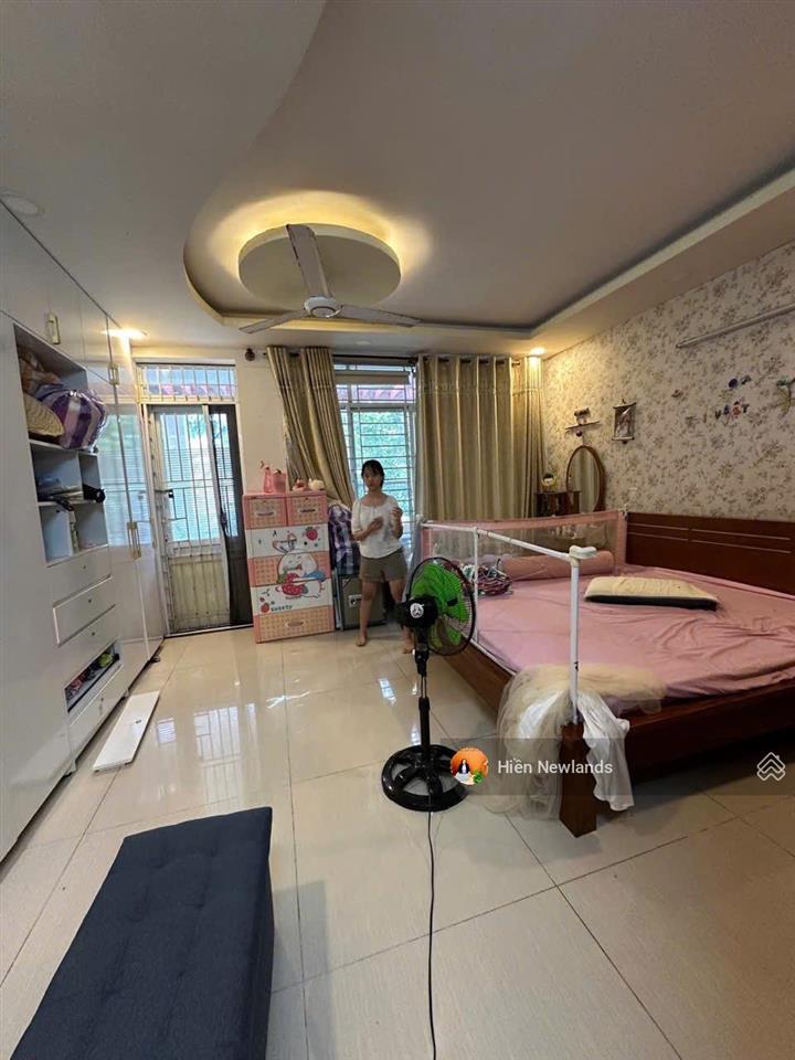 Bán 200m đất + 2 nhà 3 tầng mặt tiền đường nguyễn sáng sát nguyễn huy chương gần biển ngang 10m