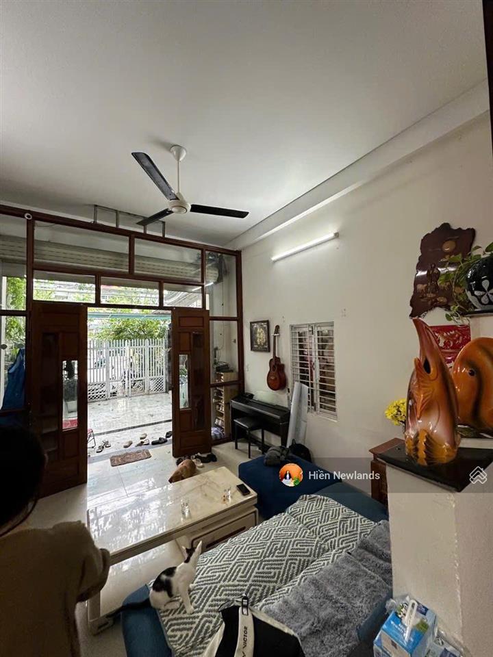 Bán 200m đất + 2 nhà 3 tầng mặt tiền đường nguyễn sáng sát nguyễn huy chương gần biển ngang 10m