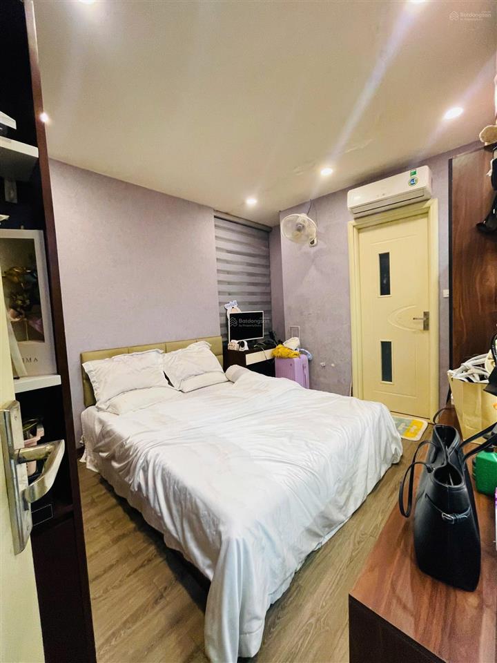 Chung cư yên hoà sunshine, 3pn, 2wc, 114m2, view công viên  nội thất tiền tỷ  lô góc, giá 11.x tỷ