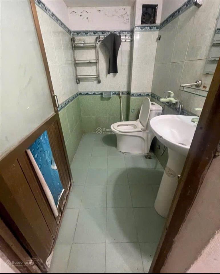 Cho thuê nhà nguyên căn tân mai hoàng mai giá chỉ 8 triệu/tháng, 40m2, 4pn