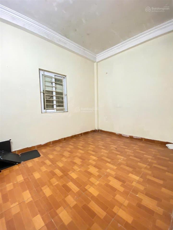 Cho thuê nhà hoàng văn thái  thanh xuân chỉ 9,5 triệu/tháng, 45m2, ô tô vào, 4 ngủ