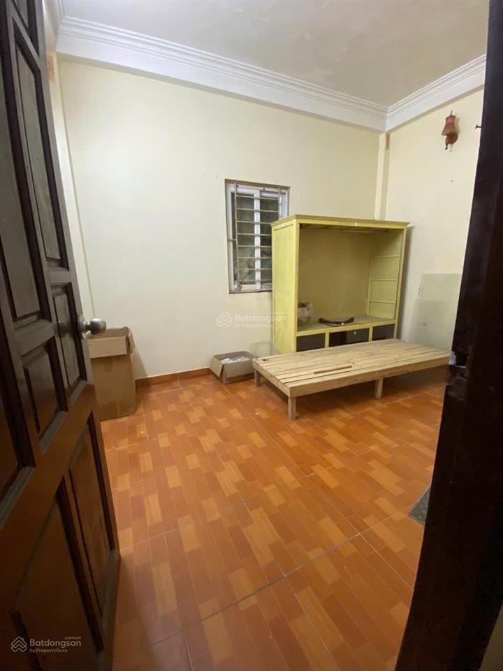 Cho thuê nhà hoàng văn thái  thanh xuân chỉ 9,5 triệu/tháng, 45m2, ô tô vào, 4 ngủ