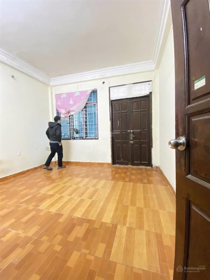 Cho thuê nhà hoàng văn thái  thanh xuân chỉ 9,5 triệu/tháng, 45m2, ô tô vào, 4 ngủ