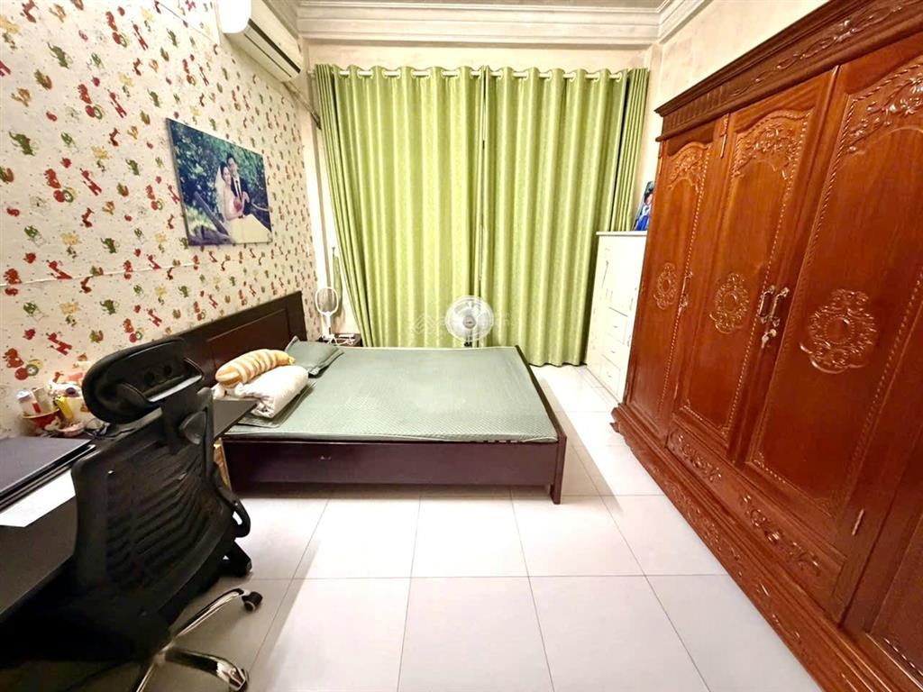 Cho thuê nhà hồng mai, 40m2, 4 tầng, 4 phòng, ở gia đình hoặc nhóm đều được, chỉ 11.5 triệu/tháng